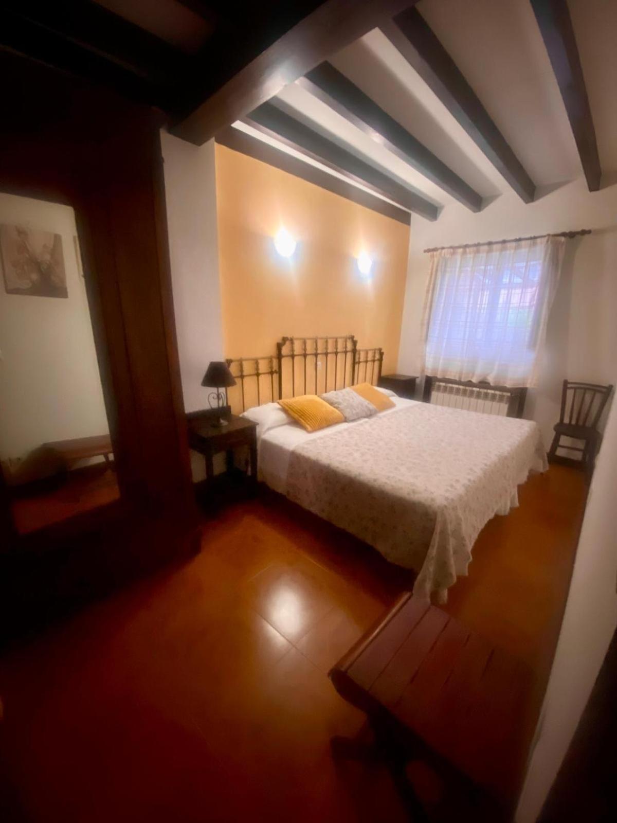 Posada Rural La Pena Casares La Revilla  外观 照片