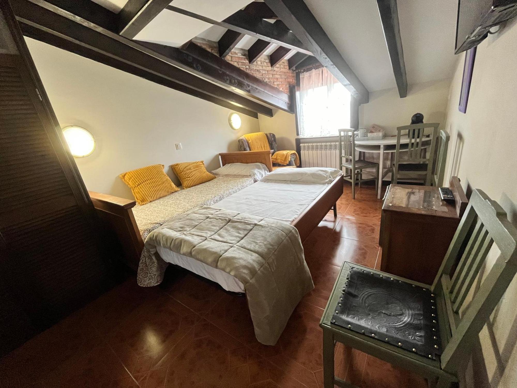 Posada Rural La Pena Casares La Revilla  外观 照片
